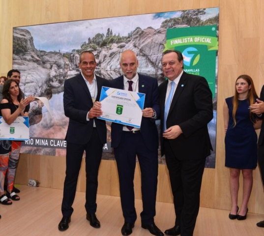 43385907_10216105339698297_6478414440336195584_n