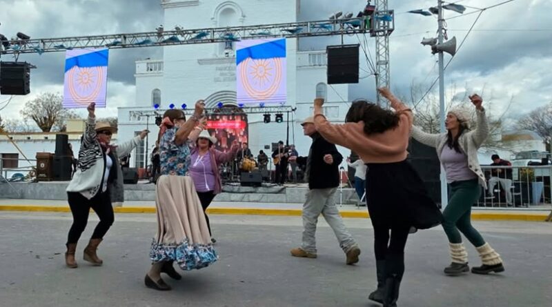 Camino del Folklore del norte cordobés, para danzar y saborear