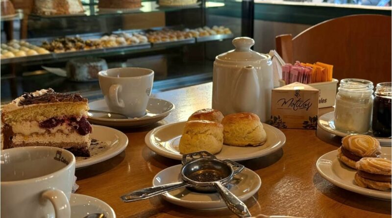 La Cumbre recrea el legado inglés del five o’clock tea con un recorrido de sabores y costumbres
